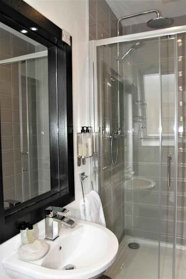 The Lane - Boutique Residence Galway Bagian luar foto