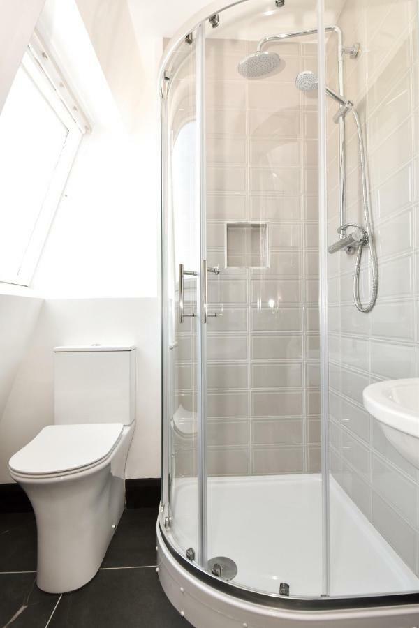 The Lane - Boutique Residence Galway Bagian luar foto